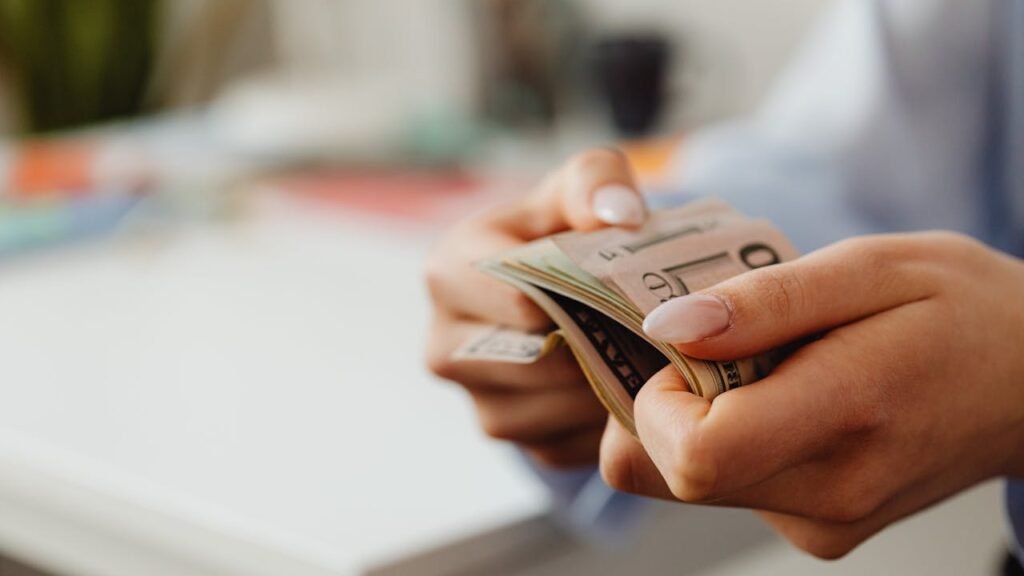 best skills to earn money online for students 