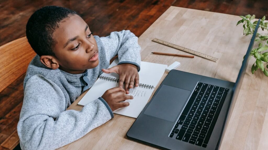 25 High-Income Online Skills to Make Money in 2025