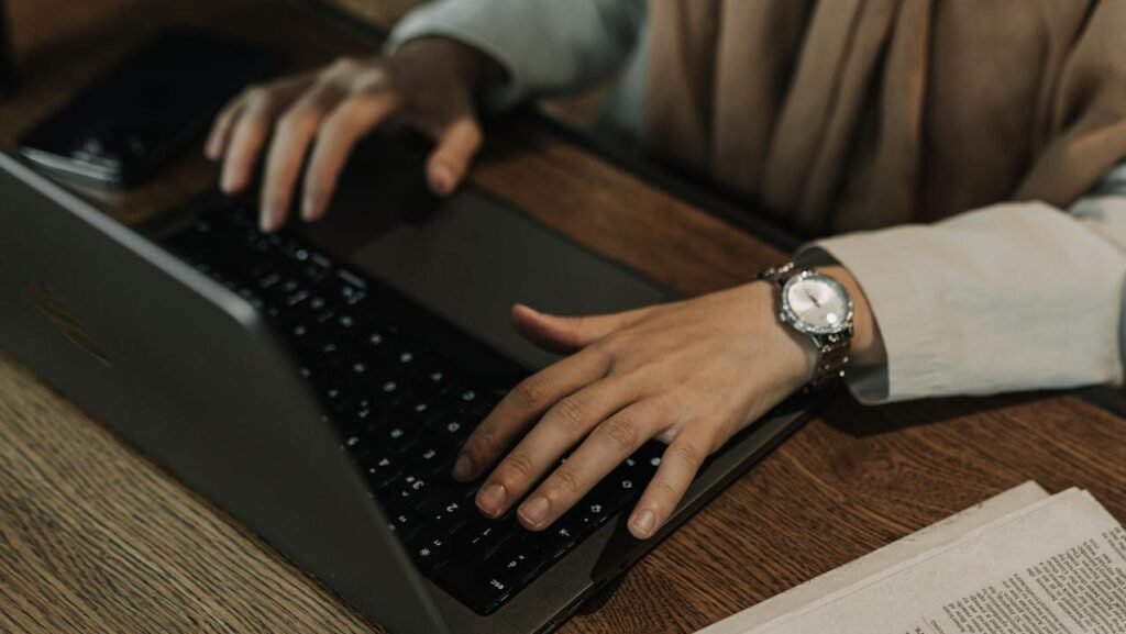 Make money with writing website content free